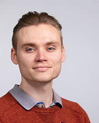 20231004 Loos_Kyle Headshot 200x250