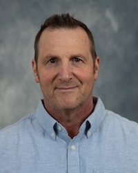 20250205-RobertSchumacker-01-200x250