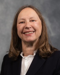 Nowak-Fabrykowski-headshot-01-200x250