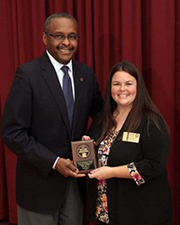 2013_Kay_Purtill_and_President_Ross_200x250