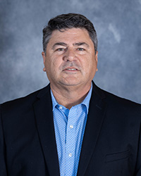 20220221_Greg-Colores_200x250