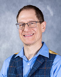 20220221_Scott-McNaught_200x250