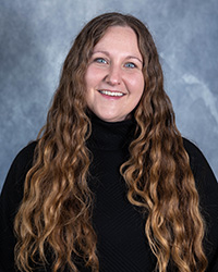 20220222_TRACI-ISABELLE-GOLDSWORTHY_200x250