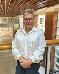 Ksenia Ustinova 200x250