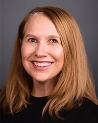 Rebecca Walker headshot