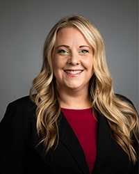 Hillary Williams headshot 200x250